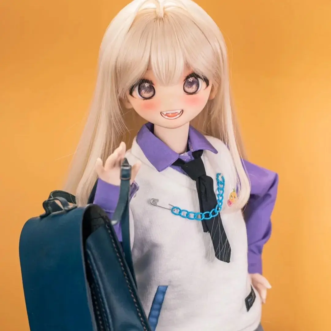 Новинка sd BJD1/4 улыбающаяся девочка с макияжем голой ребенок маленькая ткань sd ребенок человекоподобный без одежды подвижная Смола точечный макияж Бесплатная доставка
Новинка sd BJD1/4 улыбающаяся девочка с макияжем голой ребенок маленькая ткань sd ребенок человекоподобный без одежды подвижная Смола точечный макияж Бесплатная доставка