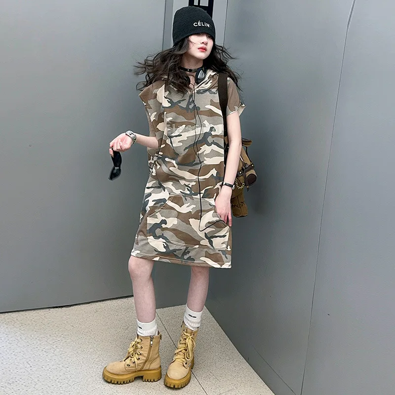 Girls' Camouflage Dress Summer 2025 New Style for Older Children Fashionable Sleeveless Loose Work Dress.
Girls' Camouflage Dress Summer 2025 New Style for Older Children Fashionable Sleeveless Loose Work Dress.