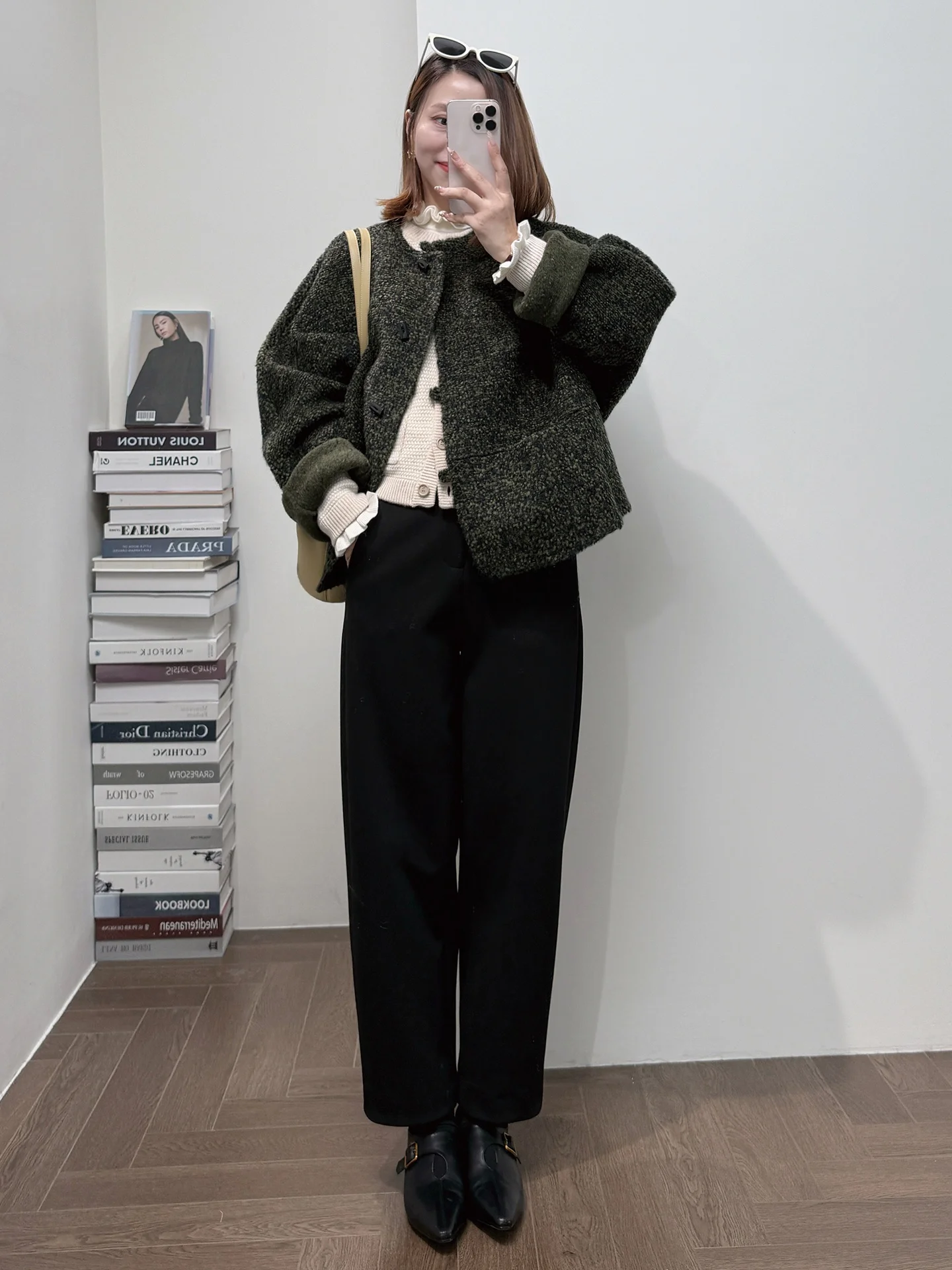 Ultra Light Warm een Woolen Outerwear Single-sided Camere Anti-Ball Easy-wear ort Sle round Neline Exclusive Design
Ultra Light Warm een Woolen Outerwear Single-sided Camere Anti-Ball Easy-wear ort Sle round Neline Exclusive Design