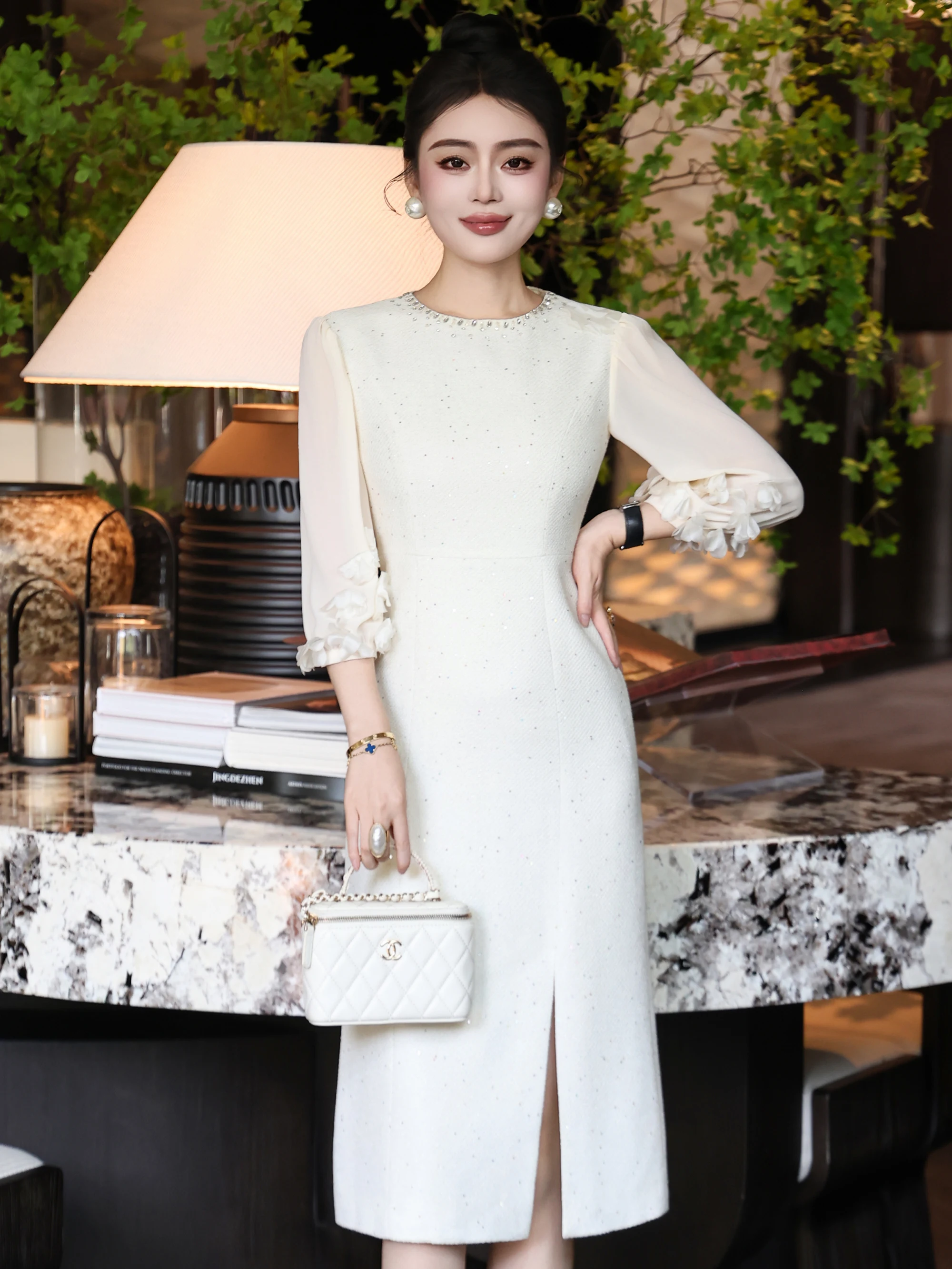 Elegant ZheLi Beige Gown with 3D Floral Diamond Embellishment Long Sleeve Bodycon Spring New Arrival Women's Dress
Elegant ZheLi Beige Gown with 3D Floral Diamond Embellishment Long Sleeve Bodycon Spring New Arrival Women's Dress