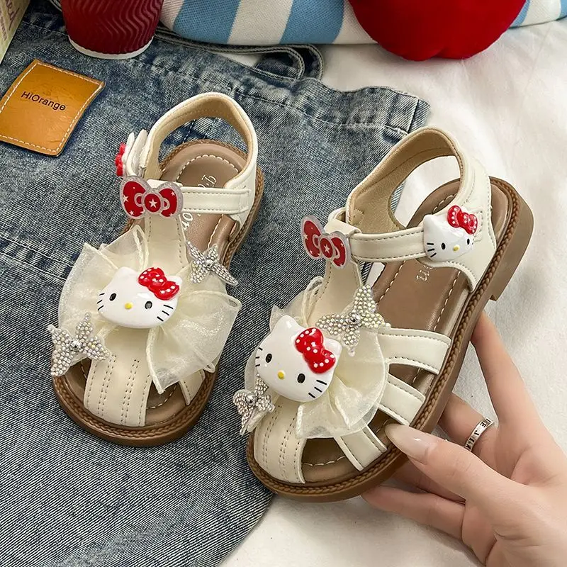 Summer New Hello Kitty Children Girls Soft-Soled Velcro Slippers Sanrio Fashion Beachshoes Sandals Cartoon Shoes Toe Protection
Summer New Hello Kitty Children Girls Soft-Soled Velcro Slippers Sanrio Fashion Beachshoes Sandals Cartoon Shoes Toe Protection