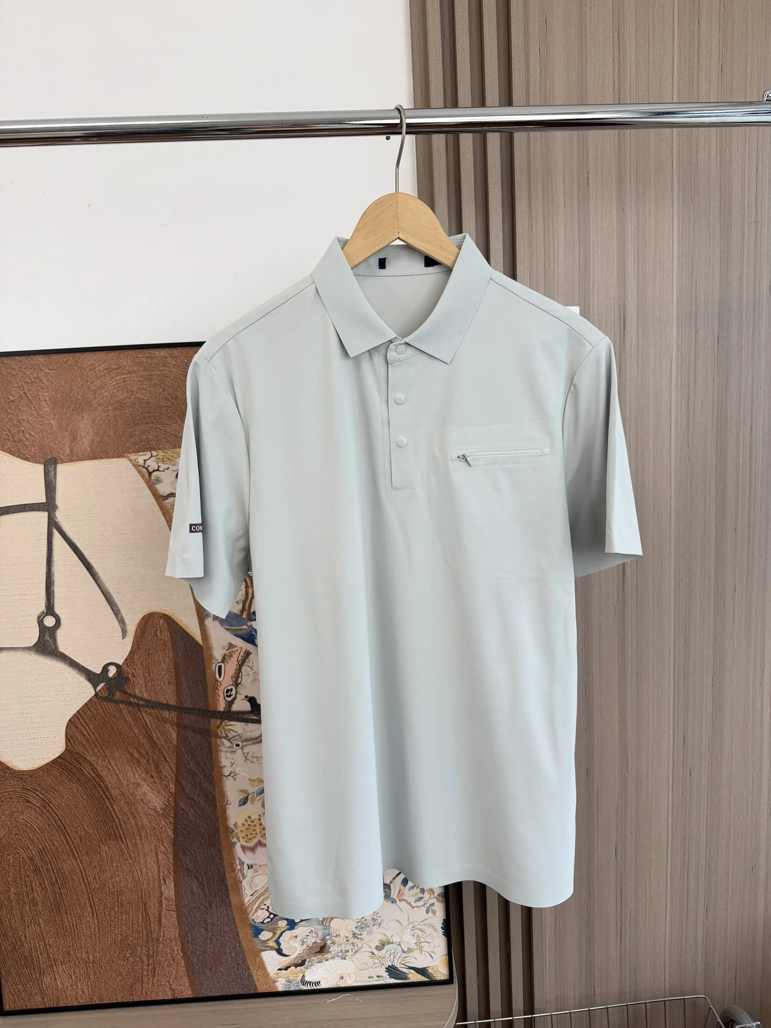 Comfortable Unisex Short Sleeve Shirt Breathable Loose Fit Summer Casual Wear Ice Sensation Fashionable Summer Wear
Comfortable Unisex Short Sleeve Shirt Breathable Loose Fit Summer Casual Wear Ice Sensation Fashionable Summer Wear