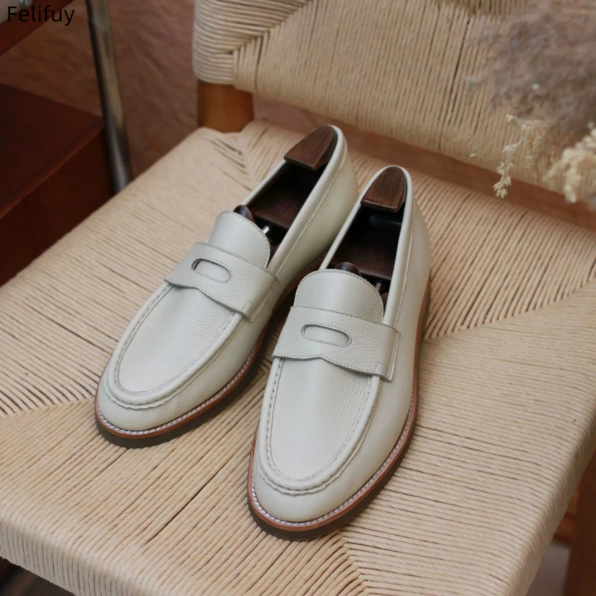New Italian Kinds Men Genuine Leather Shoes Formal Office Dress Shoes Soft Material Party Wedding Footwear Oxfords Loafer White
New Italian Kinds Men Genuine Leather Shoes Formal Office Dress Shoes Soft Material Party Wedding Footwear Oxfords Loafer White