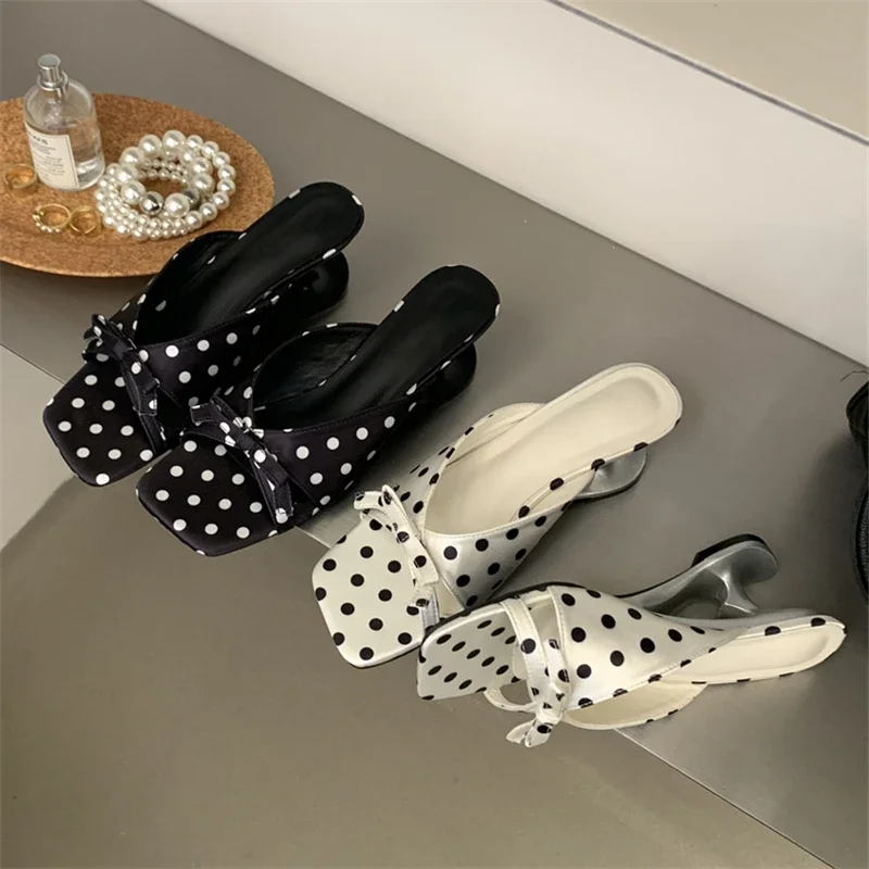 Aneikeh Women's Polka Dot Satin Mule Sandals Bow Square Toe Silver Kitten Heel Slides Summer Open Toe Slip on Casual Sandals
Aneikeh Women's Polka Dot Satin Mule Sandals Bow Square Toe Silver Kitten Heel Slides Summer Open Toe Slip on Casual Sandals