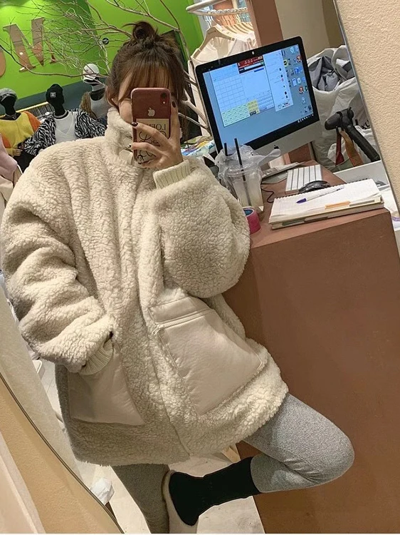 Зимнее длинное пушистое хлопковое тюре, женская шикарная теплая верхняя одежда, корейское свободное пальто средней длины с застежкой-молнией
Зимнее длинное пушистое хлопковое тюре, женская шикарная теплая верхняя одежда, корейское свободное пальто средней длины с застежкой-молнией