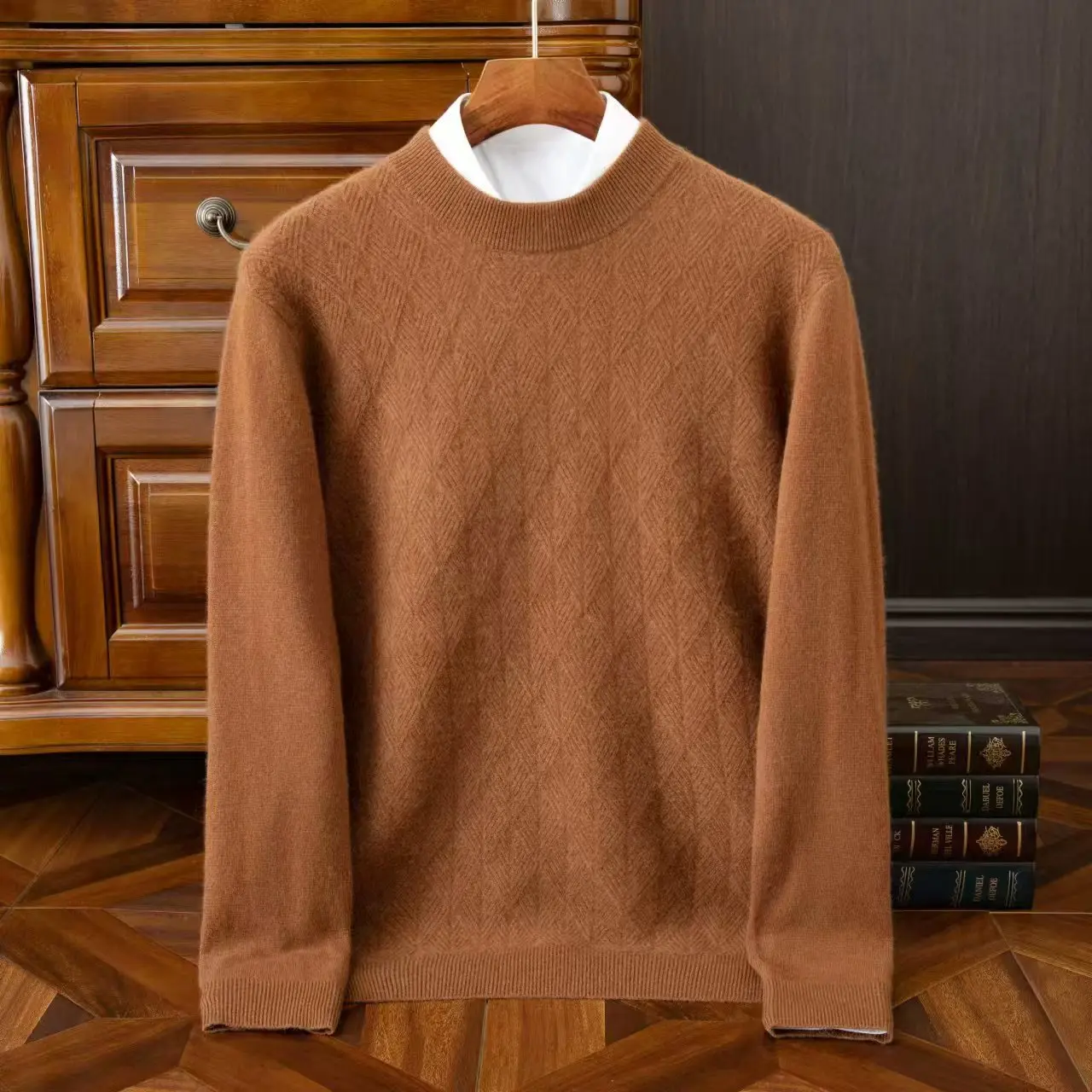 Autumn/Winter New Men's Thick Cashmere Sweater Casual Solid Color Knitted Hoodie Striped Business Round Neck Tops Loose Jumper
Autumn/Winter New Men's Thick Cashmere Sweater Casual Solid Color Knitted Hoodie Striped Business Round Neck Tops Loose Jumper
