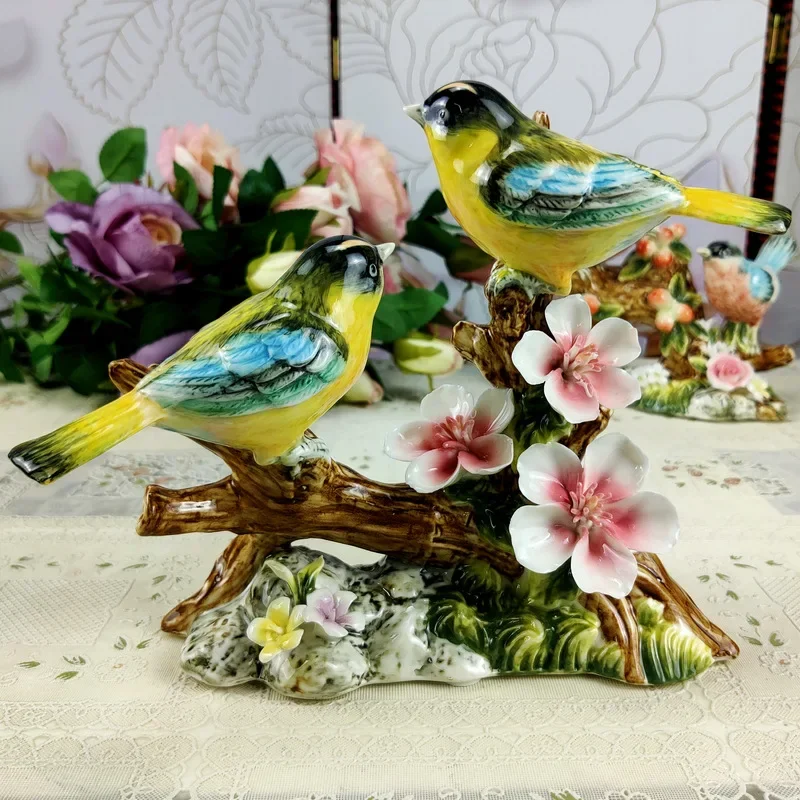 Ручная роспись фарфоровая пара птиц фигурка керамическая птица любителей миниатюрный домашний пейзаж орнамент ремесло Декор художественный подарок
Ручная роспись фарфоровая пара птиц фигурка керамическая птица любителей миниатюрный домашний пейзаж орнамент ремесло Декор художественный подарок