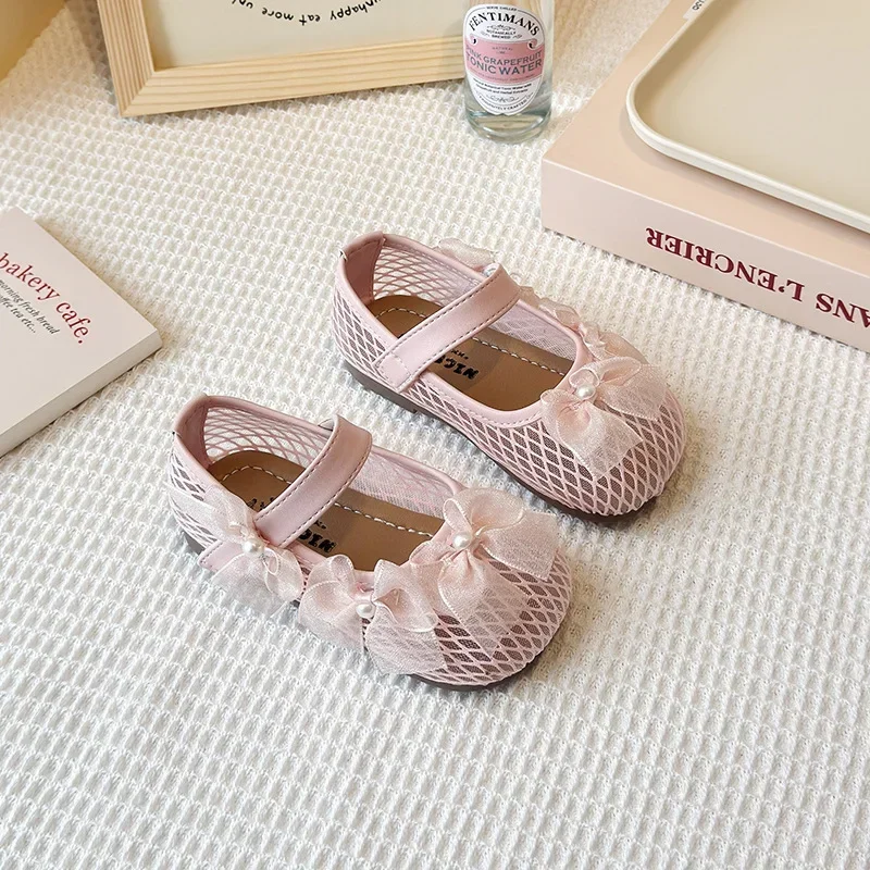 2025 Children Sandals for Girls Summer New Fashion Korean Style Soft Bottom Anti-slippery Versatile Cut-outs Princess Beach Shoe
2025 Children Sandals for Girls Summer New Fashion Korean Style Soft Bottom Anti-slippery Versatile Cut-outs Princess Beach Shoe