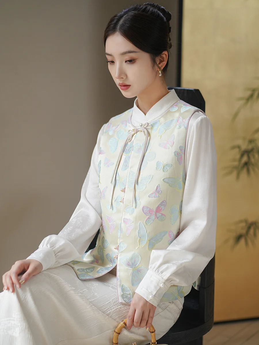 Новая женская куртка в китайском стиле: шелковый танский костюм, пальто с круглым вырезом, на одной пуговице, свободного кроя, из полиэфирного волокна
Новая женская куртка в китайском стиле: шелковый танский костюм, пальто с круглым вырезом, на одной пуговице, свободного кроя, из полиэфирного волокна