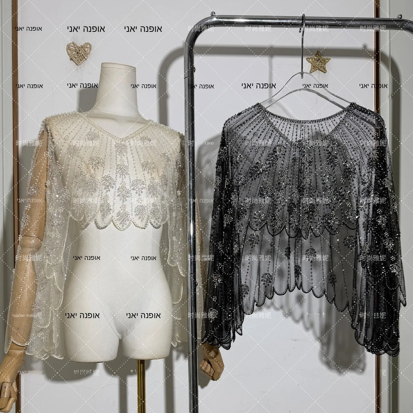 Fashionable Pearl Encrusted Shoulder Shawl Women's Outerwear Wings Design Top V-Neck Sleeveless Loose Fit Spring Collection
Fashionable Pearl Encrusted Shoulder Shawl Women's Outerwear Wings Design Top V-Neck Sleeveless Loose Fit Spring Collection