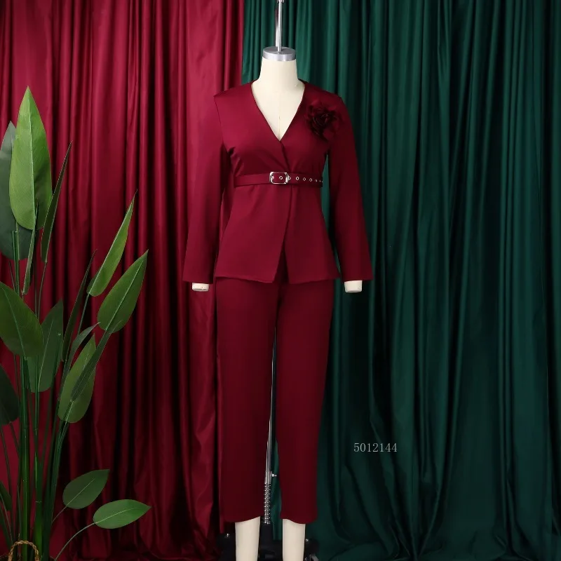 Элегантный блейзер для женщин, пальто с длинными рукавами, топ и прямые брюки, модная офисная женская рабочая осенне-зимняя одежда, новинка 2026 года
Элегантный блейзер для женщин, пальто с длинными рукавами, топ и прямые брюки, модная офисная женская рабочая осенне-зимняя одежда, новинка 2026 года