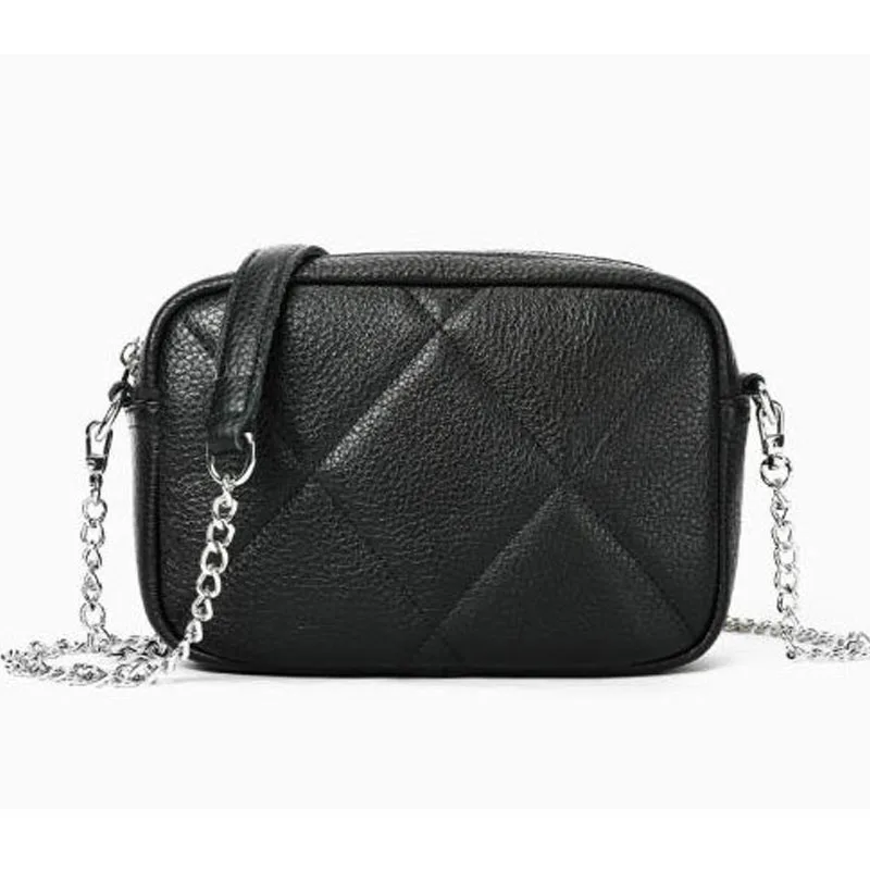 Trendy and versatile diamond grid chain new small square bag leather shoulder bag crossbody bag mobile phone bag
Trendy and versatile diamond grid chain new small square bag leather shoulder bag crossbody bag mobile phone bag