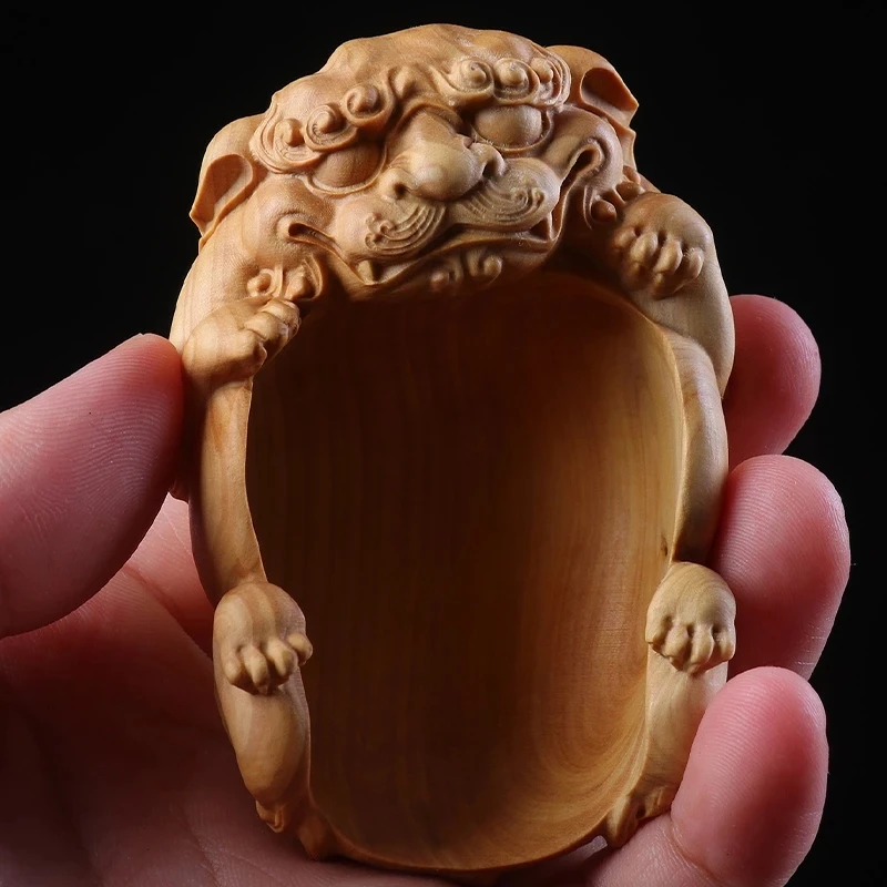 Чайная ложка Pixiu из самшита 9 см, скульптура, чайная лопата, коллекция резьбы по дереву, семейный чайный набор, счастливая статуя, домашний декор
Чайная ложка Pixiu из самшита 9 см, скульптура, чайная лопата, коллекция резьбы по дереву, семейный чайный набор, счастливая статуя, домашний декор