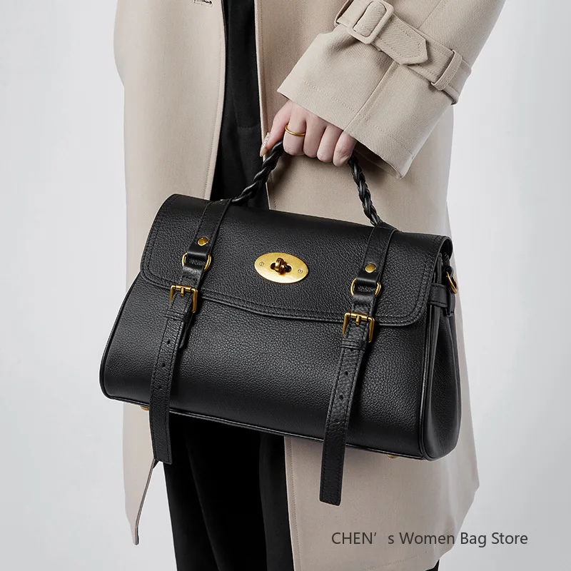 Luxury Designer Women's Bag New Genuine Leather Handbags High Quality Cowhide Women Shoulder Bag Boston Female Crossbody Bags
Luxury Designer Women's Bag New Genuine Leather Handbags High Quality Cowhide Women Shoulder Bag Boston Female Crossbody Bags
