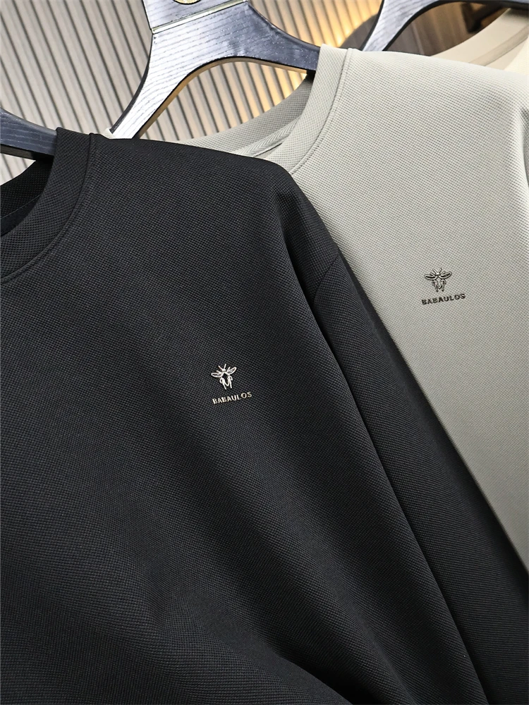 High-End Bee Design Men's Casual Cotton Crew Neck Sweatshirt Spring Fashionable Versatile Comfortable Breathable Loose Fit
High-End Bee Design Men's Casual Cotton Crew Neck Sweatshirt Spring Fashionable Versatile Comfortable Breathable Loose Fit