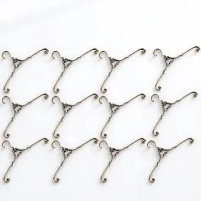 12Pcs Retro Mini Clothes Hangers Perfect for Mini House Dress Storage Organizing Kids Room Clothes Display Accessories
12Pcs Retro Mini Clothes Hangers Perfect for Mini House Dress Storage Organizing Kids Room Clothes Display Accessories