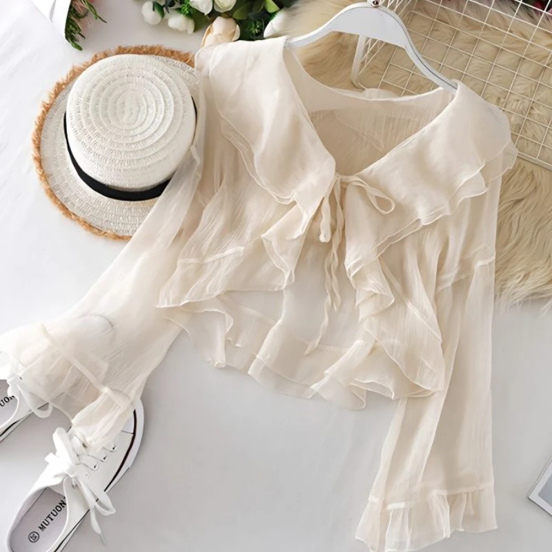 Ruffles Blouses Women Sun Protection Elegant Breathable Summer Loose Thin V-neck Fashion Aesthetic Streetwear Simple Ins Girls
Ruffles Blouses Women Sun Protection Elegant Breathable Summer Loose Thin V-neck Fashion Aesthetic Streetwear Simple Ins Girls