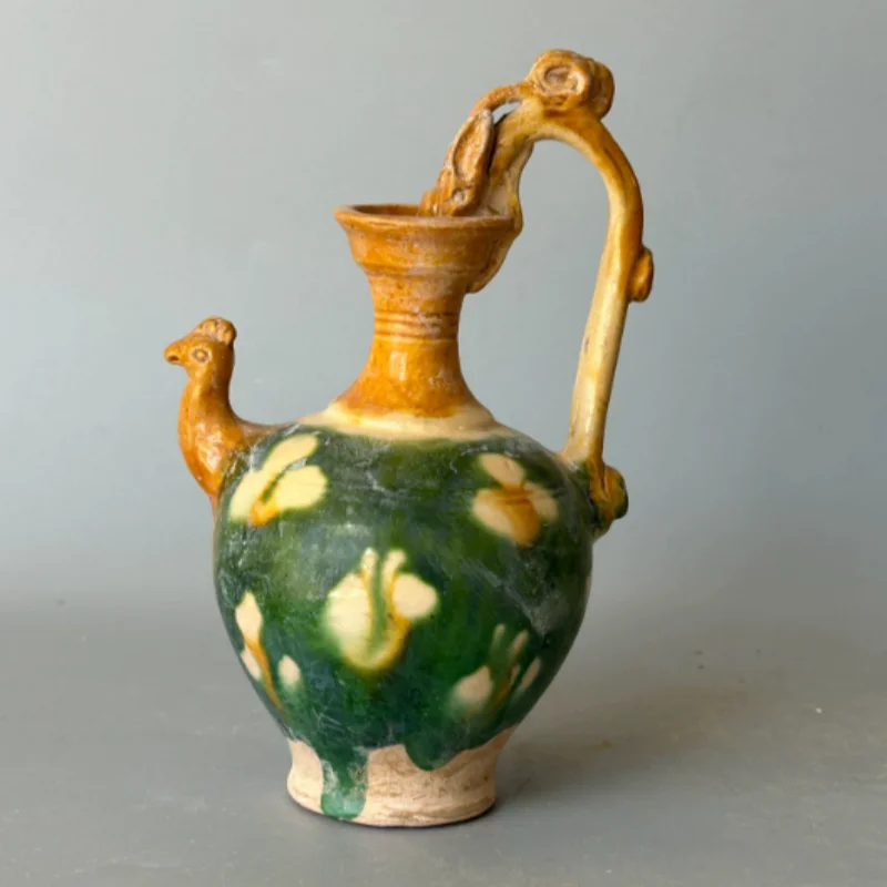 Traditional Chinese Tang Sancai Chicken Head Pot Antique Porcelain Retro Folk Art Collection Decoration Ornament
Traditional Chinese Tang Sancai Chicken Head Pot Antique Porcelain Retro Folk Art Collection Decoration Ornament