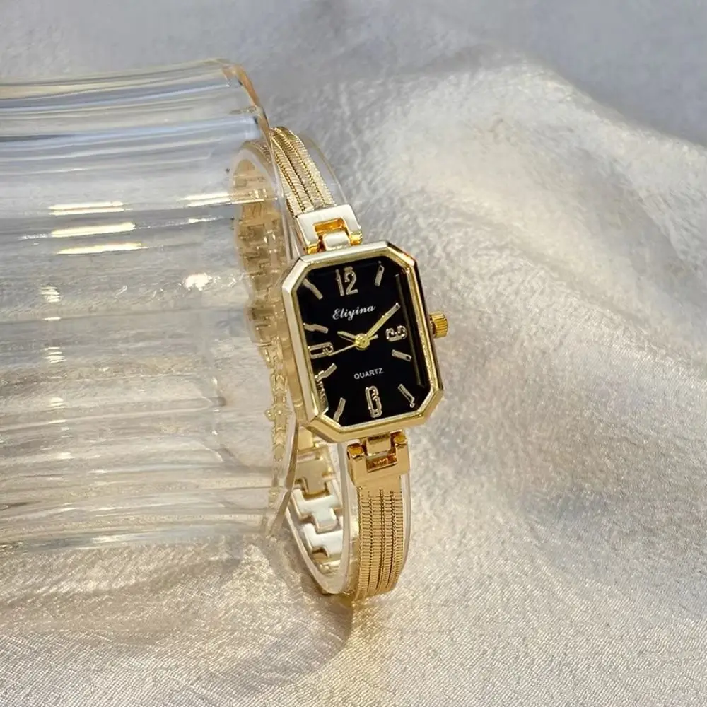 Antique Alloy Quartz Wristwatch Gold Fashion Accessory Tassel Chains Watch Rectangular Quartz Watch Casual Occasion
Antique Alloy Quartz Wristwatch Gold Fashion Accessory Tassel Chains Watch Rectangular Quartz Watch Casual Occasion
