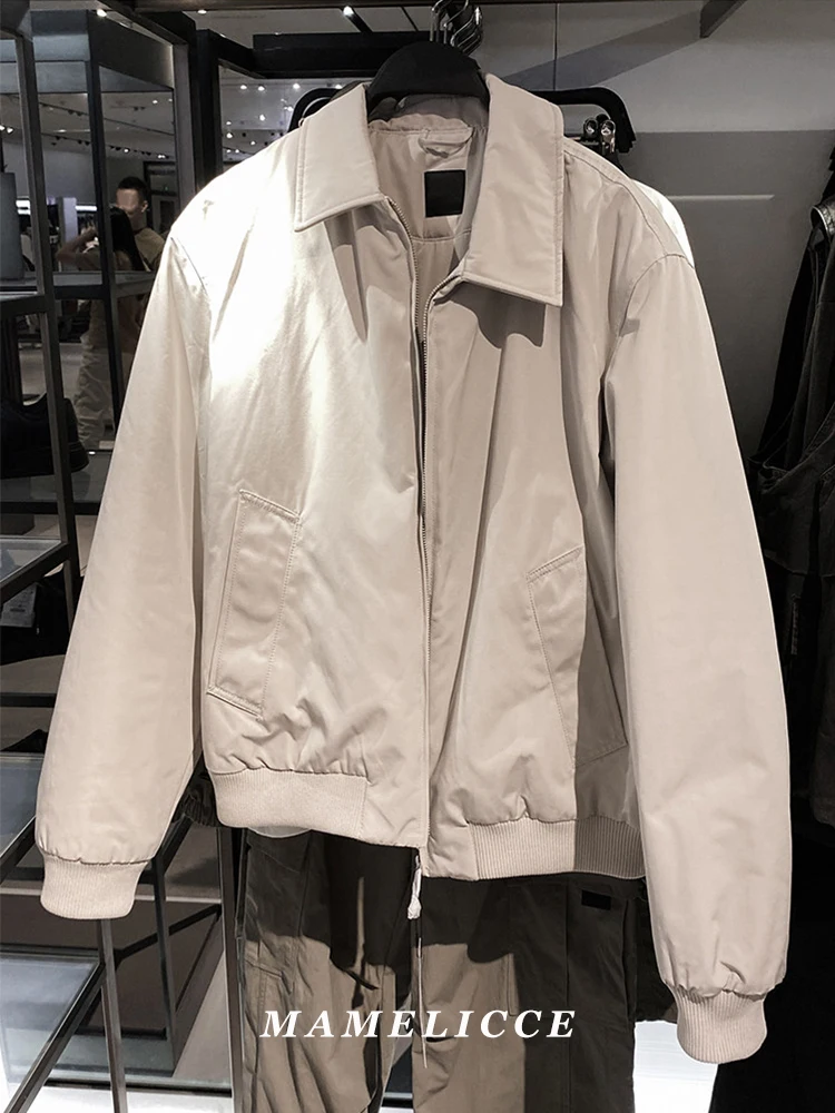 MAMELICCE оригинальный дизайн техническая ткань легкие стеганые куртки мужские зимние роскошные простые и повседневные стильные короткие стеганые куртки
MAMELICCE оригинальный дизайн техническая ткань легкие стеганые куртки мужские зимние роскошные простые и повседневные стильные короткие стеганые куртки