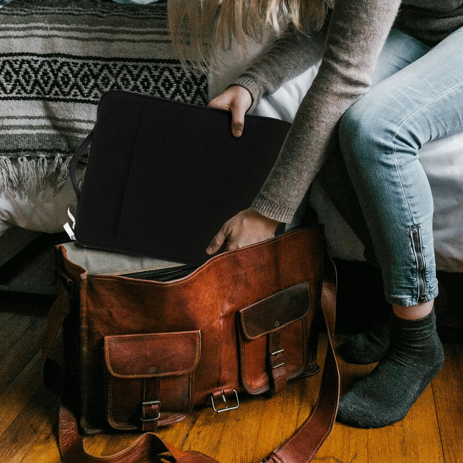 Slim Lightweight Denim Laptop Sleeve for 11 Inch Tablet Water Resistant Abrasion Proof Portable Pouch for School Travel
Slim Lightweight Denim Laptop Sleeve for 11 Inch Tablet Water Resistant Abrasion Proof Portable Pouch for School Travel