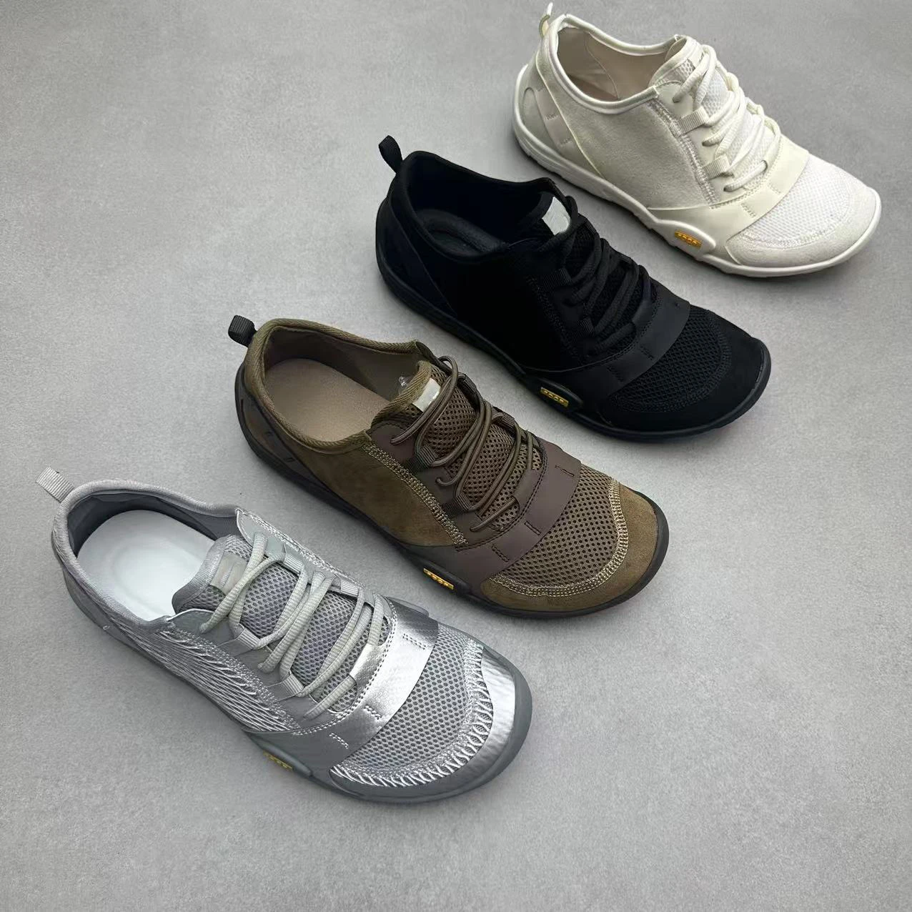 2025 New Low-Top Casual Shoes Unisex Breathable Mesh Upper Walking Shoes Comfortable, Versatile and Stylish Trainers
2025 New Low-Top Casual Shoes Unisex Breathable Mesh Upper Walking Shoes Comfortable, Versatile and Stylish Trainers