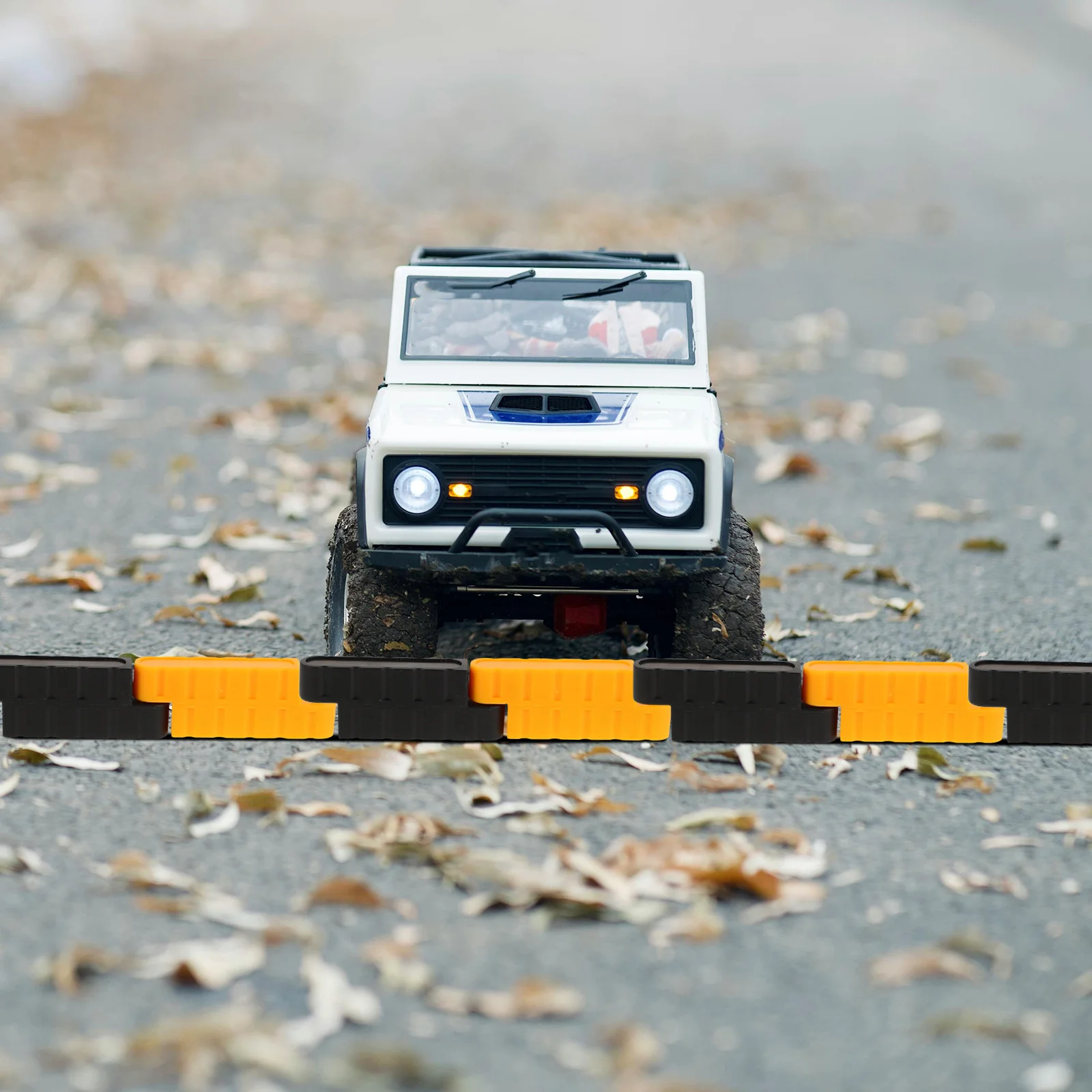 16Pcs Racing Track Road Barriers for Rc Drift Field Customizable Layout Miniature Traffic Fences Challenging Race Setup