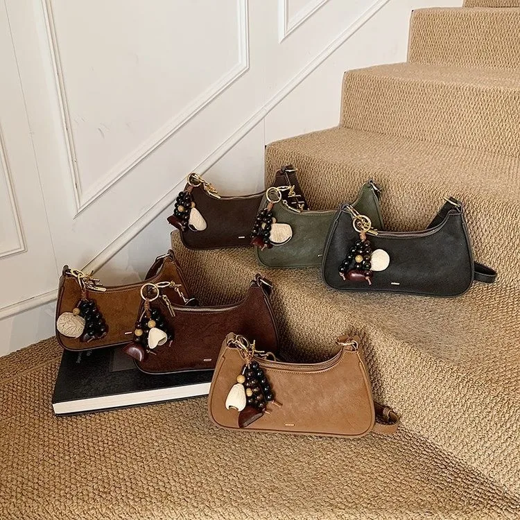 Classic Designer Paris Fashionable Luxury Leather Elegant Crossbody Handbag Casual Simple Vintage Diaper Bag
Classic Designer Paris Fashionable Luxury Leather Elegant Crossbody Handbag Casual Simple Vintage Diaper Bag