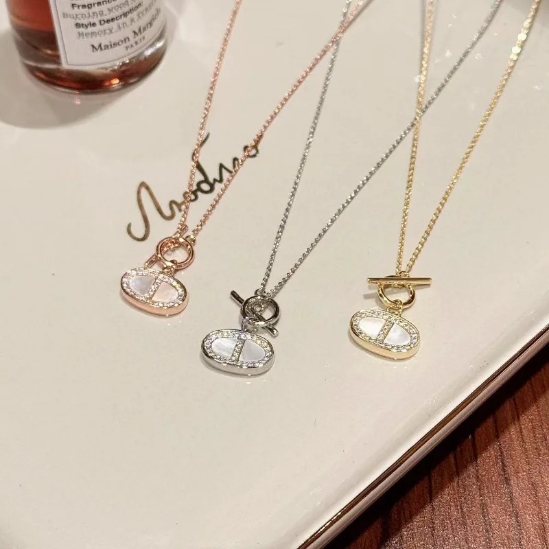 Fashion Necklace Light Luxury Niche High-end Necklace Proficient in Collarbone Chain Full Diamond Versatile Jewelry Necklace
Fashion Necklace Light Luxury Niche High-end Necklace Proficient in Collarbone Chain Full Diamond Versatile Jewelry Necklace