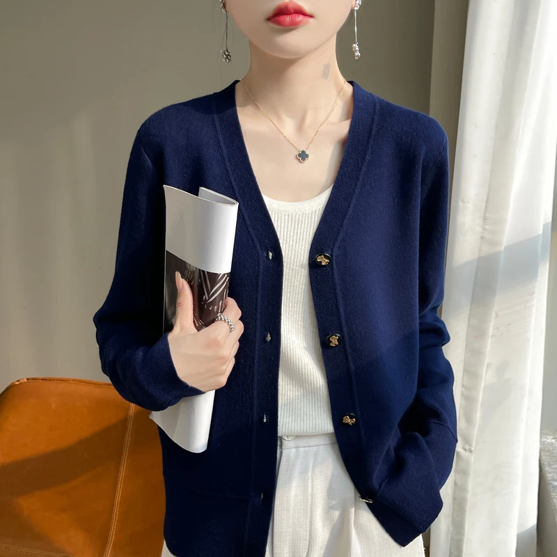 sweater cardigan womenV-neckLoose and casual cashmere cardigan women Soft and comfortable sweater winter women long sleeve top
sweater cardigan womenV-neckLoose and casual cashmere cardigan women Soft and comfortable sweater winter women long sleeve top