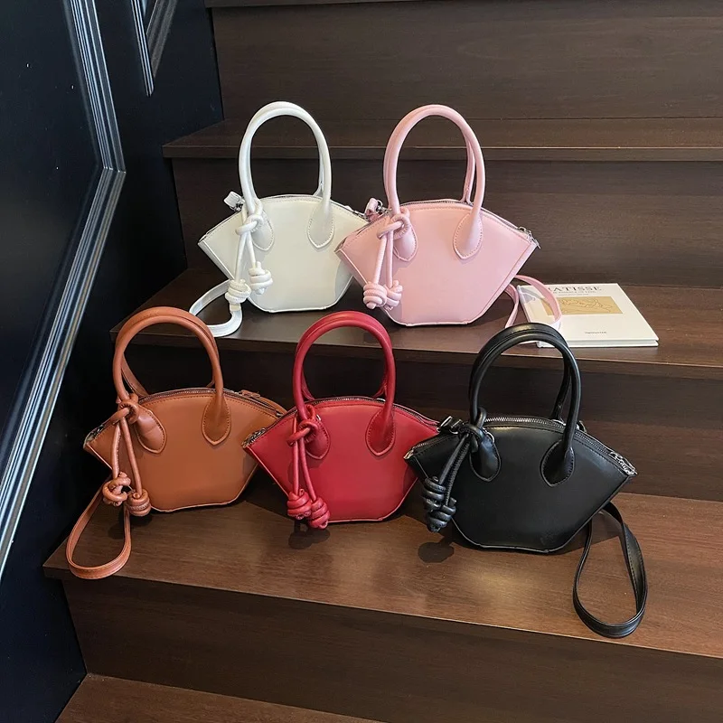 Large Capacity Solid Color New Fashionable Texture Women's Fresh and Stylish Summer Hand-held Shell Shoulder Crossbody Bag
Large Capacity Solid Color New Fashionable Texture Women's Fresh and Stylish Summer Hand-held Shell Shoulder Crossbody Bag