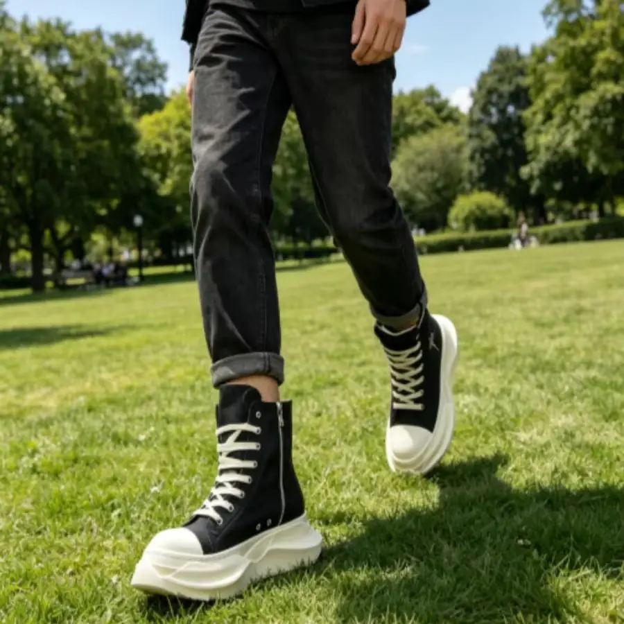 New Men Black Canvas Low Top Shoe Height Increasing Platform Ankle Boots Canvas Sneakers Round Head Vintage Women Casual Shoes
New Men Black Canvas Low Top Shoe Height Increasing Platform Ankle Boots Canvas Sneakers Round Head Vintage Women Casual Shoes