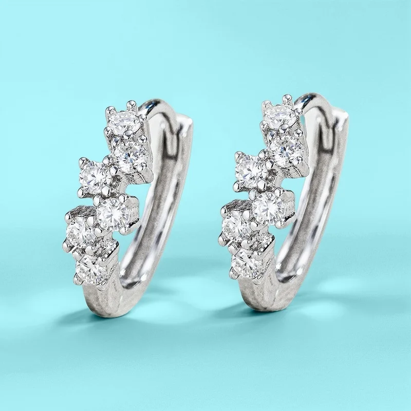 S925 Silver Square Geometric Moissanite Hip-Hop Earrings GBA Certified Unisex With Free Gift Box For Men Women Anti Tarnish
S925 Silver Square Geometric Moissanite Hip-Hop Earrings GBA Certified Unisex With Free Gift Box For Men Women Anti Tarnish