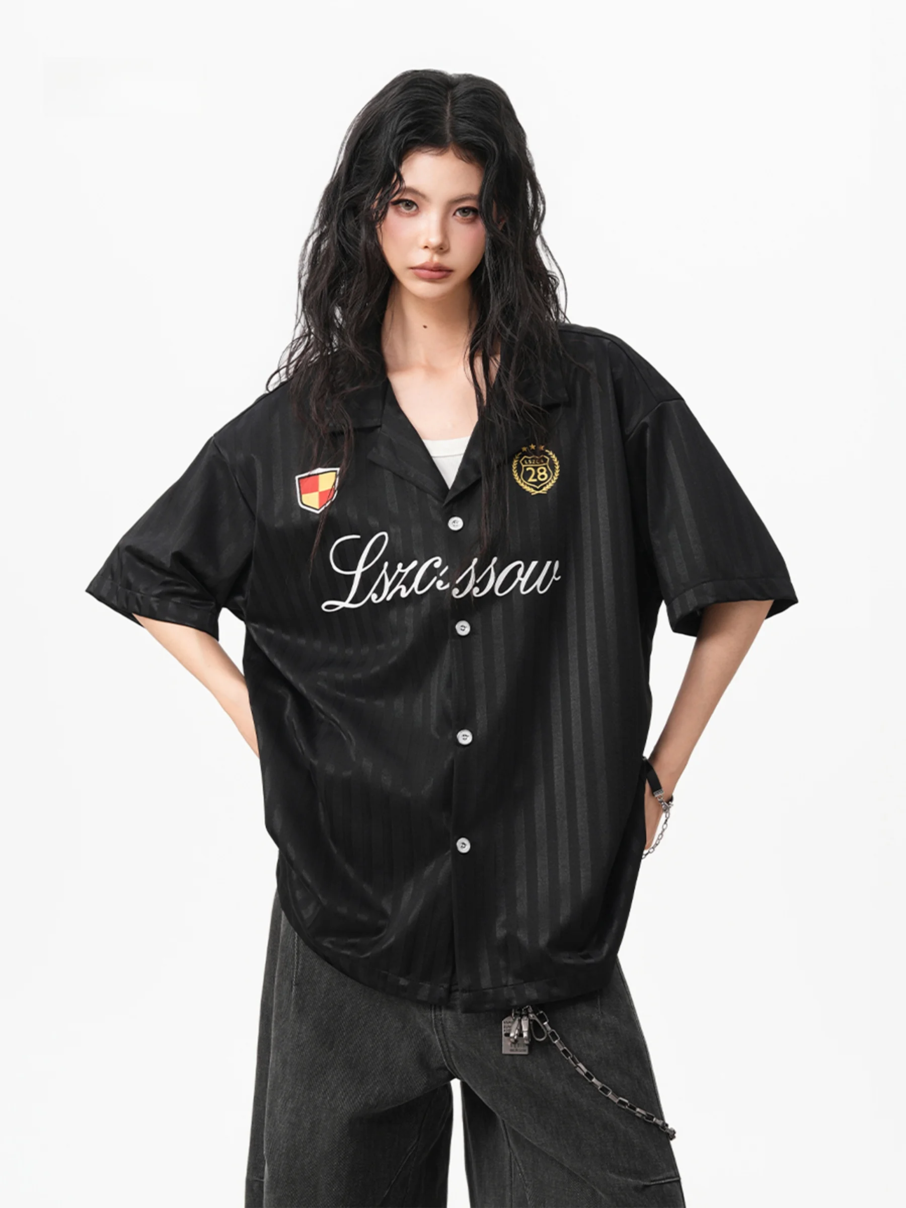 American Cuban Collar Striped Ice Silk Short Sleeve Shirt Women's Sporty Breathable Quick Dry Casual Loose Fit Polyester T-Shirt
American Cuban Collar Striped Ice Silk Short Sleeve Shirt Women's Sporty Breathable Quick Dry Casual Loose Fit Polyester T-Shirt