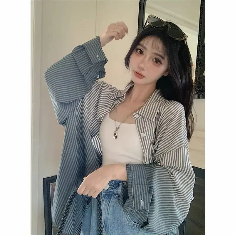 Women Spring Autumn Striped Gradient Color Loose Long Sleeve Sweet Shirts Ladies Fashion Temperament All-match Vacation Tops
Women Spring Autumn Striped Gradient Color Loose Long Sleeve Sweet Shirts Ladies Fashion Temperament All-match Vacation Tops