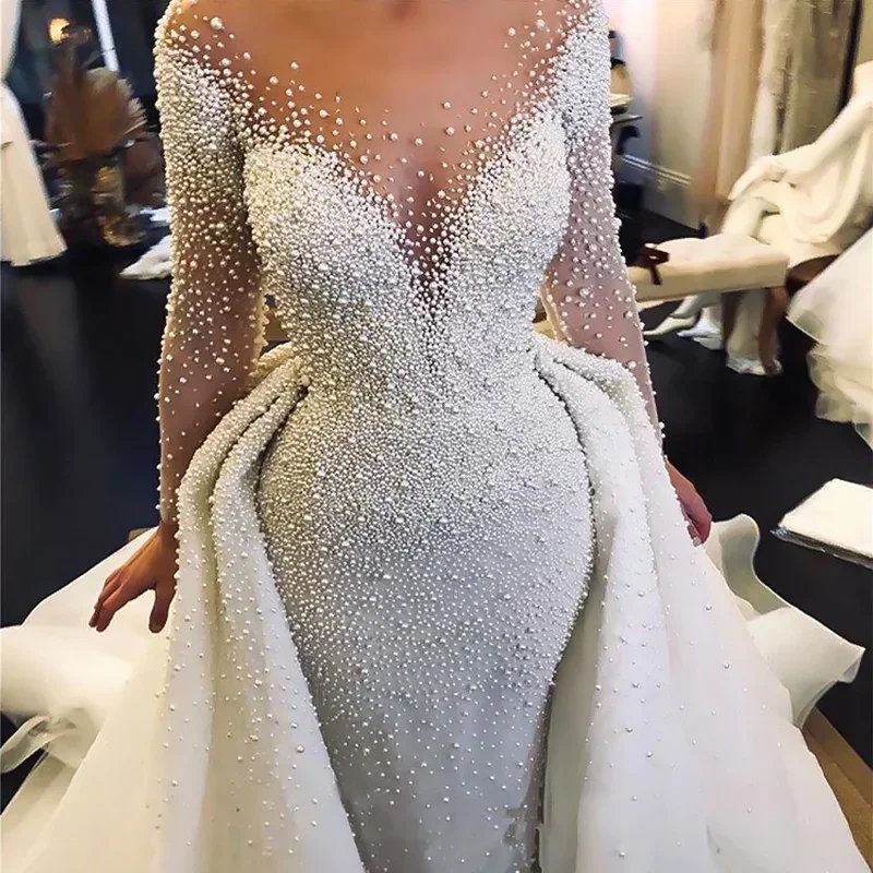 Customized New Style Fresh Looking Heavy Beaded Long Sleeve Wedding Dresses Dubai Gowns With Detachable Tail
Customized New Style Fresh Looking Heavy Beaded Long Sleeve Wedding Dresses Dubai Gowns With Detachable Tail