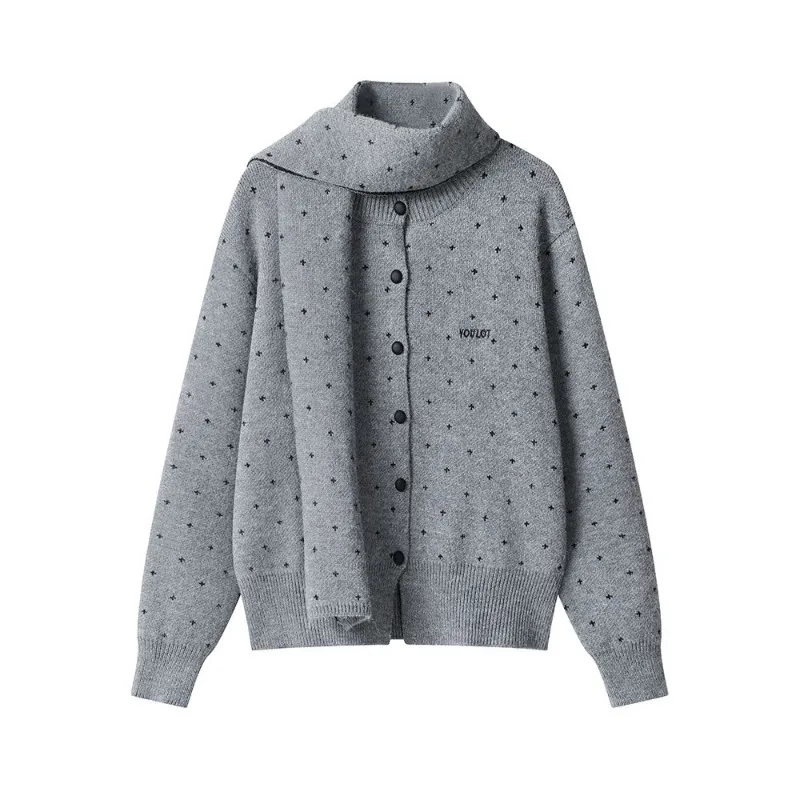 Новая женская осенне-зимняя корейская вязаная куртка с шарфом и красным свитером в рождественской атмосфере, кардиган
Новая женская осенне-зимняя корейская вязаная куртка с шарфом и красным свитером в рождественской атмосфере, кардиган