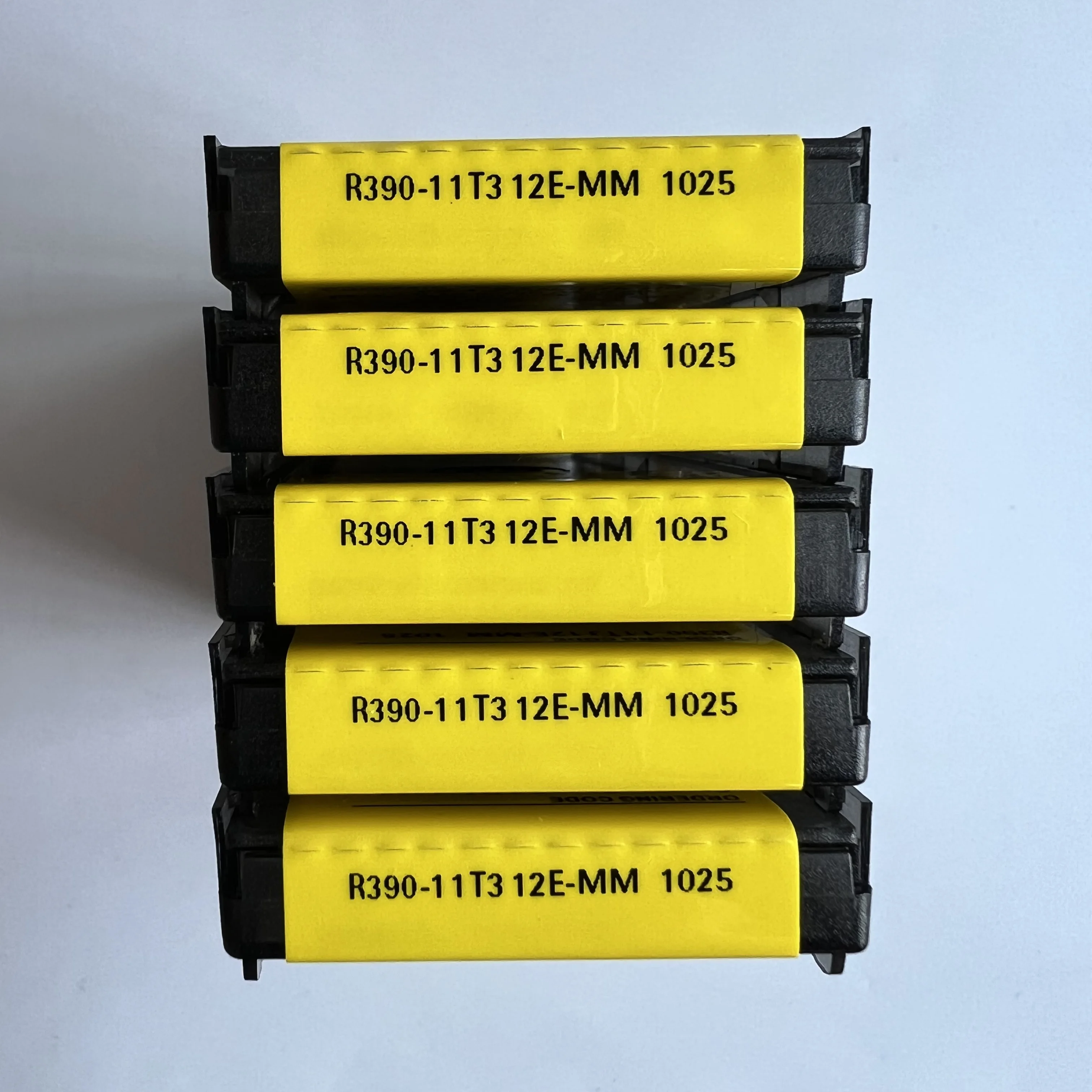 10pcs/box R390-11T312E-MM 1025/R390-11T312E-MM 1040/R390-11T312E-MM 2030 CNC lathe tool
10pcs/box R390-11T312E-MM 1025/R390-11T312E-MM 1040/R390-11T312E-MM 2030 CNC lathe tool