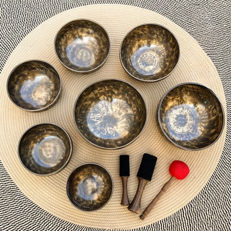 7 шт., Непальские поющие чаши, профессиональная чакра, полная луна, чаша для йоги, медитации, ретро, буддийская звуковая чаша с аксессуарами, хороший подарок
7 шт., Непальские поющие чаши, профессиональная чакра, полная луна, чаша для йоги, медитации, ретро, буддийская звуковая чаша с аксессуарами, хороший подарок