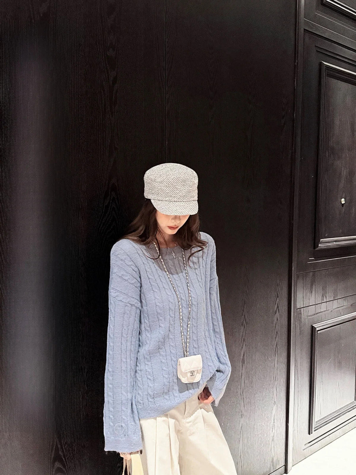 Blue Soft Cozy round Neck Women's Sweater Yang Pao Pao Lazy Style Knitted Long Sleeve Casual Fashion Medium Softness Pure Onl...
Blue Soft Cozy round Neck Women's Sweater Yang Pao Pao Lazy Style Knitted Long Sleeve Casual Fashion Medium Softness Pure Onl...
