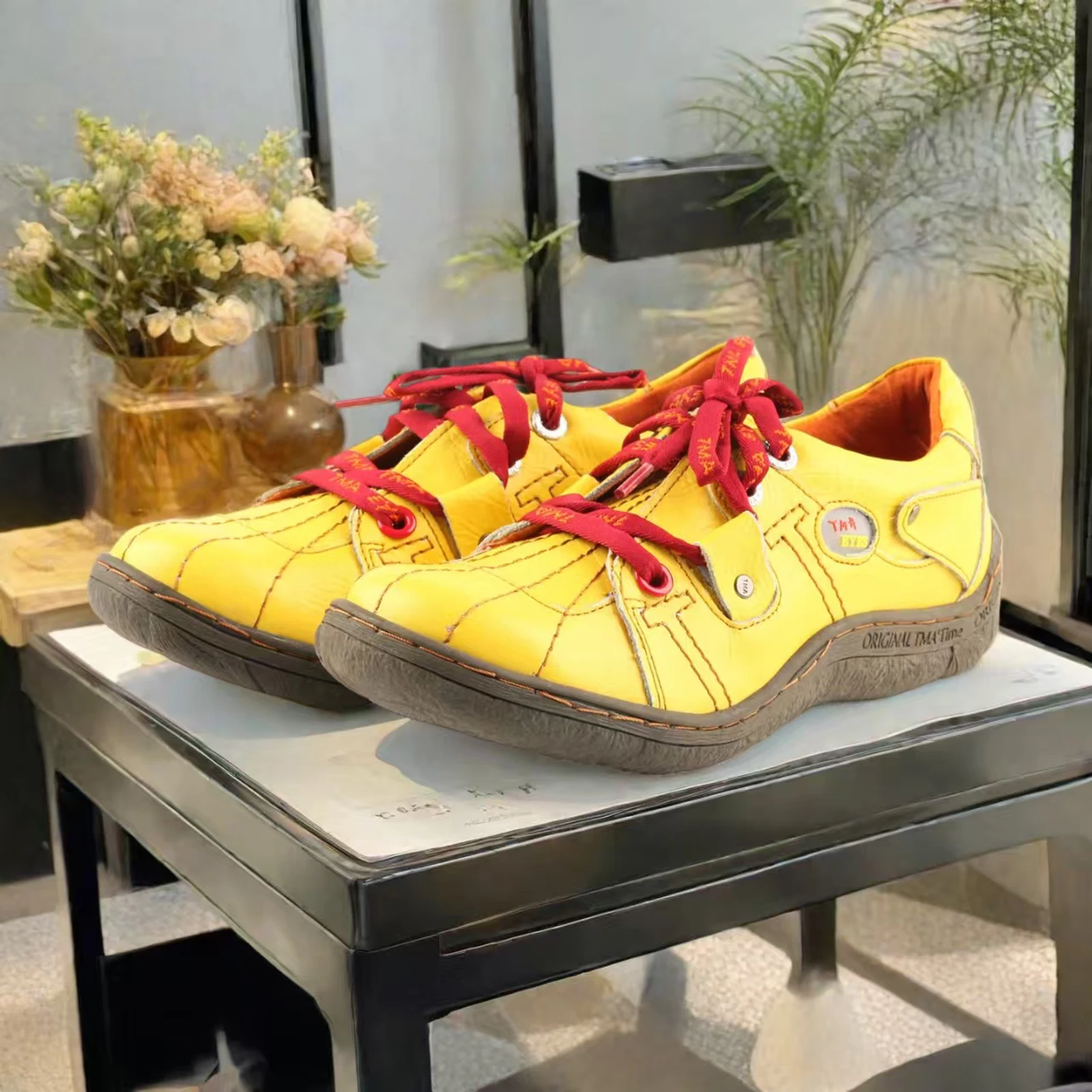 Spring Autumn Thread Pattern Handmade Simple Casual Women's Single Shoes
Spring Autumn Thread Pattern Handmade Simple Casual Women's Single Shoes