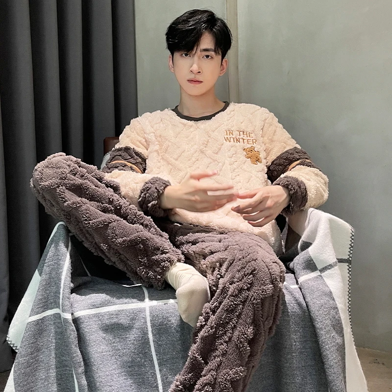 Men's Winter Jacquard Weave Flannel Pajamas Set Coral Fleece Cartoon Sleepwear Homewear Thick Warm Male Suit Fall Sweatshirt 5XL
Men's Winter Jacquard Weave Flannel Pajamas Set Coral Fleece Cartoon Sleepwear Homewear Thick Warm Male Suit Fall Sweatshirt 5XL
