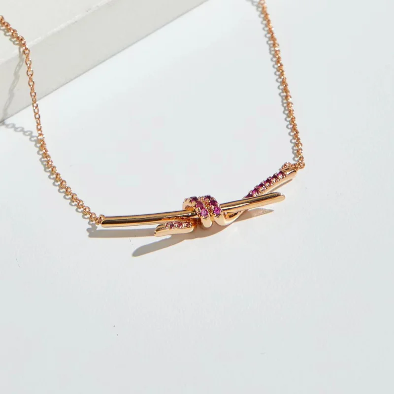French Luxury Bowknot Fashion Women's Necklace Bow High quality Moissanite Sparkling Enchanting Necklace Party Gifts Not Fading
French Luxury Bowknot Fashion Women's Necklace Bow High quality Moissanite Sparkling Enchanting Necklace Party Gifts Not Fading
