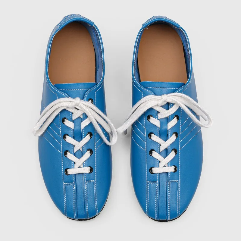 Fashion Blue Lace Up Flat Men's Shoes Retro Stripe Design Soft Leather Comfortable Daily Walking Shoes 2026 Casual Sneakers Men
Fashion Blue Lace Up Flat Men's Shoes Retro Stripe Design Soft Leather Comfortable Daily Walking Shoes 2026 Casual Sneakers Men