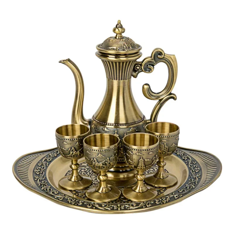 Vintage Bar Sets Metal Art Craft Tea Pot Desktop Decoration Antique Flower Carved Home Decor Wine Pot Flagon
Vintage Bar Sets Metal Art Craft Tea Pot Desktop Decoration Antique Flower Carved Home Decor Wine Pot Flagon