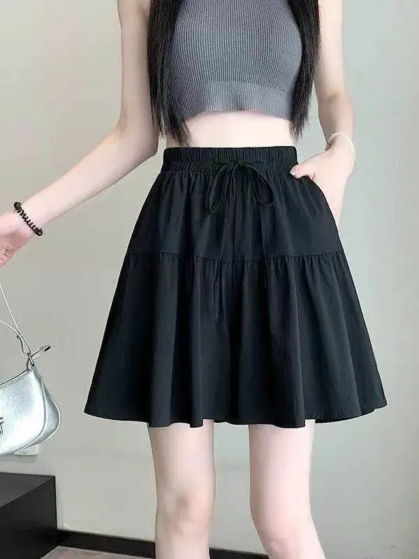 Summer Wide Leg Fairy Pants Women's Thin Large Size Casual Five-Quarter Shorts High Waist Elastic Bandage Short Pants
Summer Wide Leg Fairy Pants Women's Thin Large Size Casual Five-Quarter Shorts High Waist Elastic Bandage Short Pants