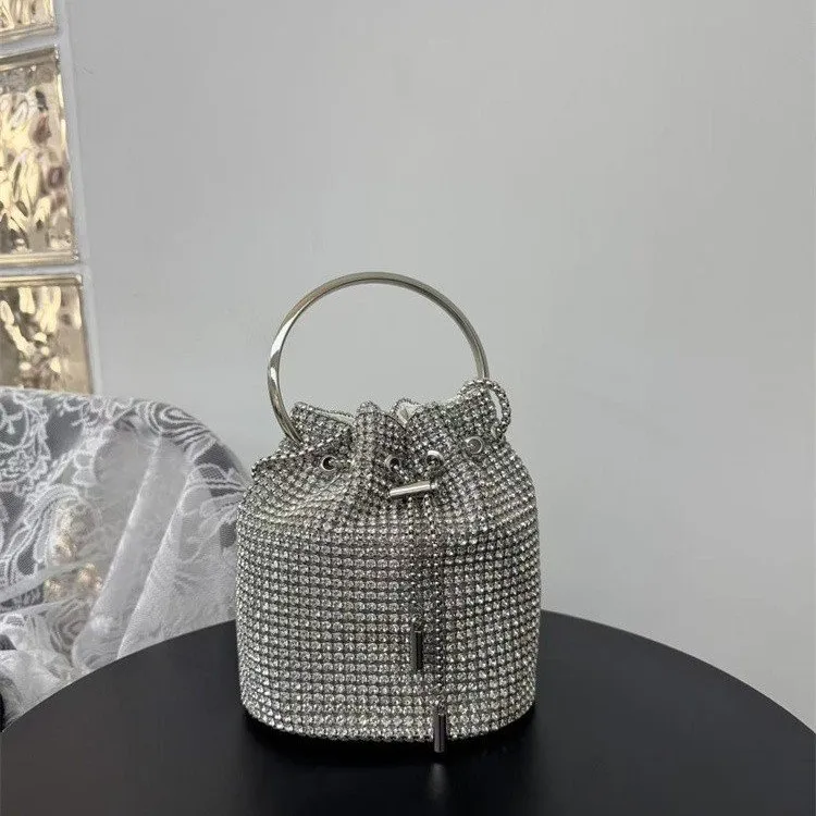 Fashion Luxury Designer Women Evening Banquet Bag Shiny Diamond Crossbody Purse Metal Round Handle Bucket Bags Small Handbag
Fashion Luxury Designer Women Evening Banquet Bag Shiny Diamond Crossbody Purse Metal Round Handle Bucket Bags Small Handbag