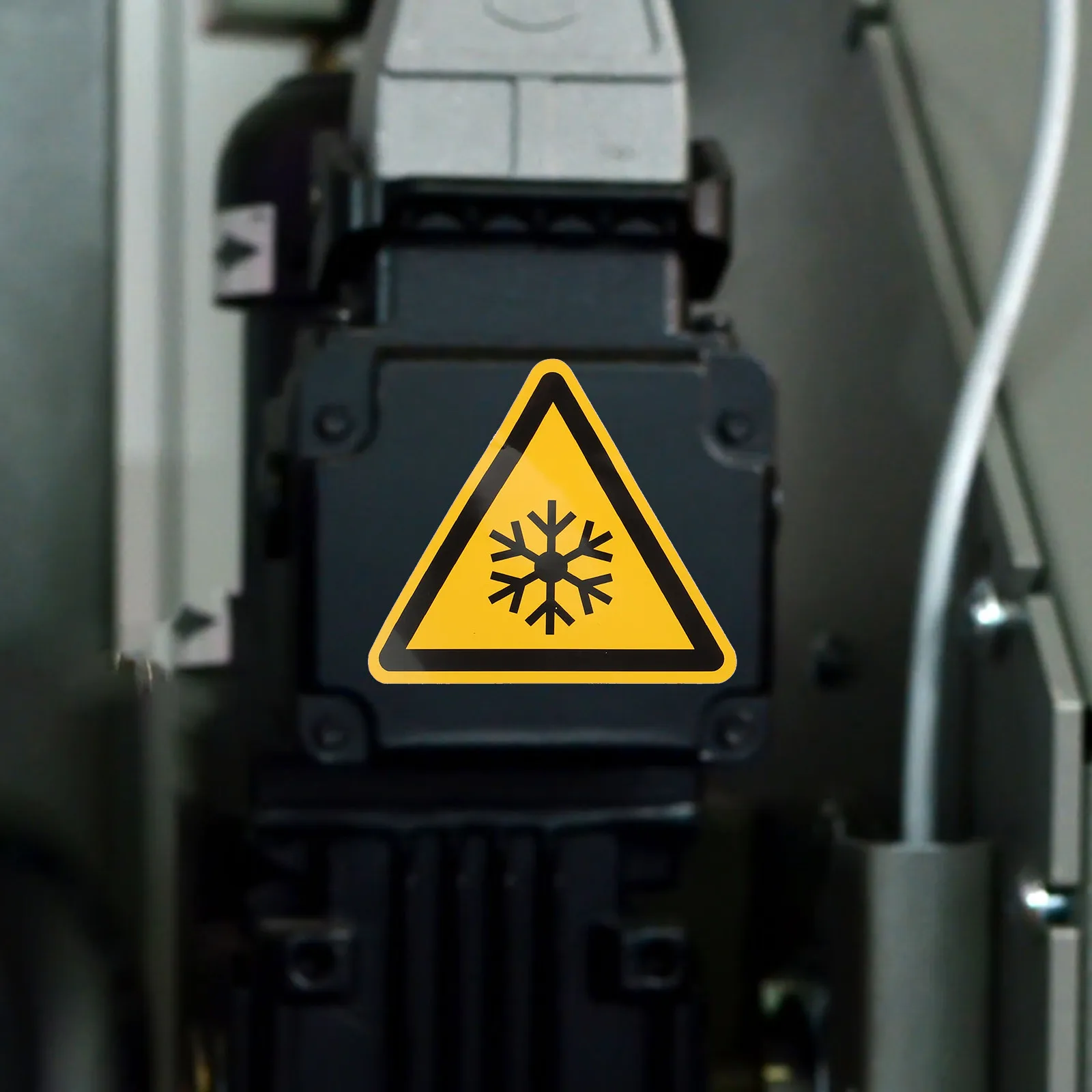 3Pcs Caution Stickers High Quality Equipment Warning Labels Safety Warning Decals Low Temperature Sign Labels