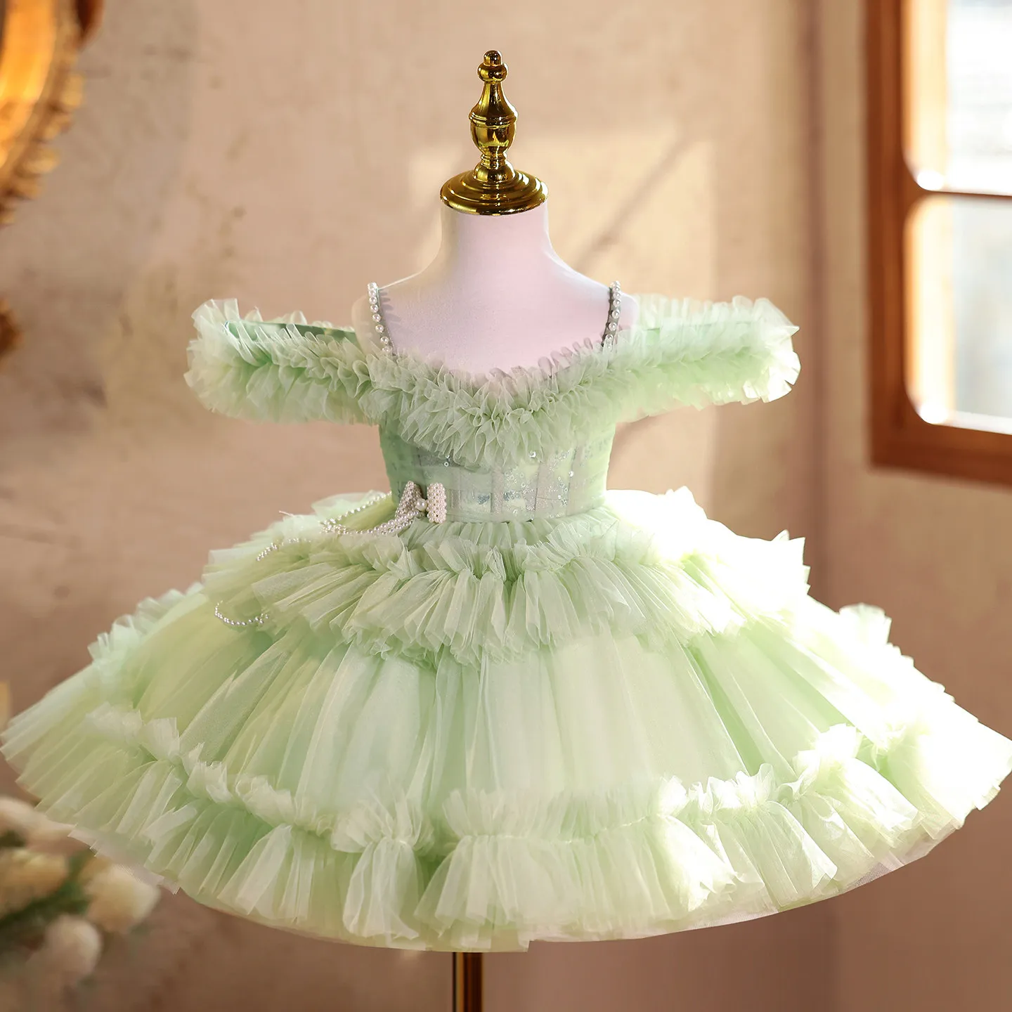 Toddler girl's beauty pageant dress, girl's French one-shoulder high-end light luxury flower girl wedding princess dress childre
Toddler girl's beauty pageant dress, girl's French one-shoulder high-end light luxury flower girl wedding princess dress childre
