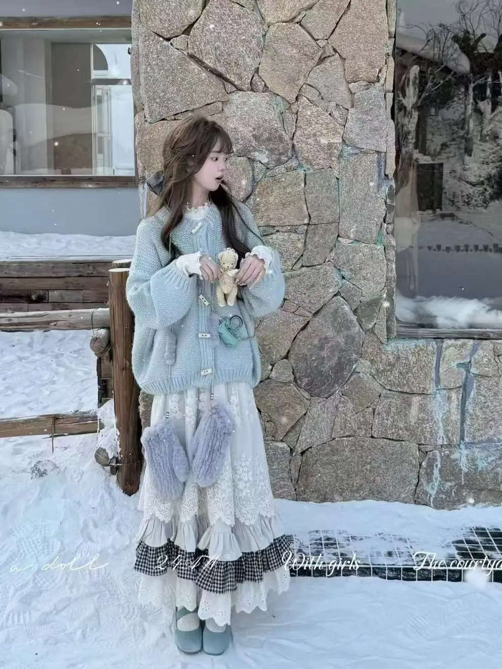 Japan Skirt Sweet Retro High-Waisted Slim And Versatile Spliced Mid-Length Skirt Is A New Winter Style A-Line Skirt
Japan Skirt Sweet Retro High-Waisted Slim And Versatile Spliced Mid-Length Skirt Is A New Winter Style A-Line Skirt